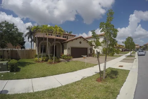 3472 SE 3rd St, Homestead FL 33033