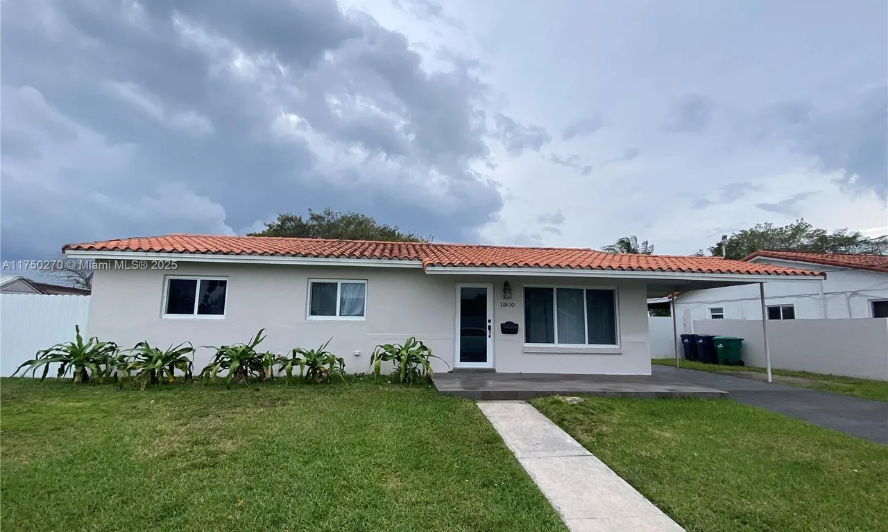 11800 SW 35th Ter, Miami FL 33175