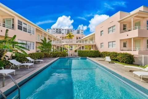 6881 Bay Dr # 23, Miami Beach FL 33141