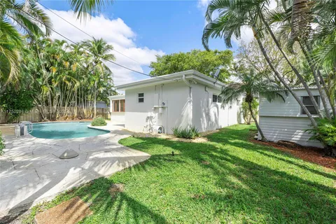 5300 Adams St, Hollywood FL 33021