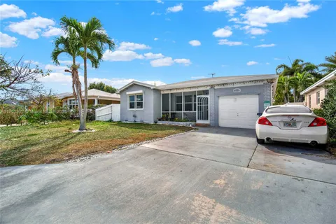 1317 N M St, Lake Worth FL 33460