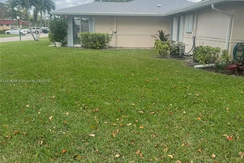 176 Cape Cod Circle # 0, Lake Worth FL 33467