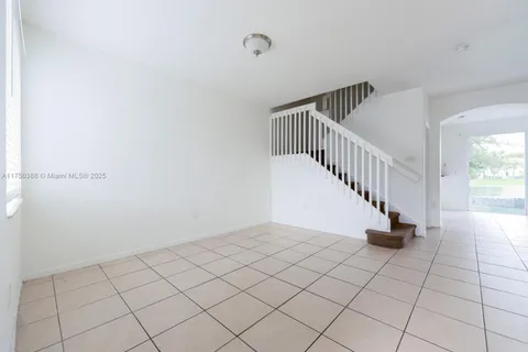 2818 SE 16th Ave # 118, Homestead FL 33035