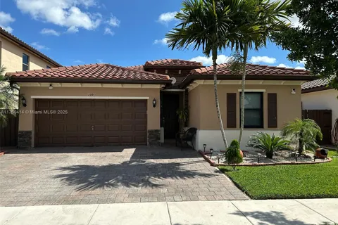 139 NE 26th Ter, Homestead FL 33033