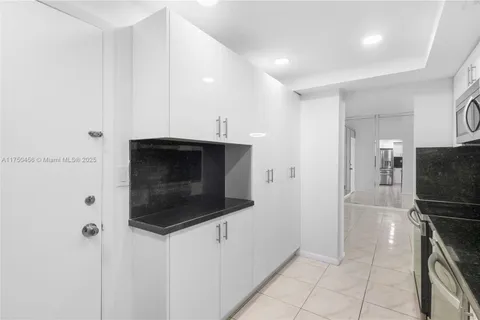 1849 S Ocean Dr # 407, Hallandale Beach FL 33009