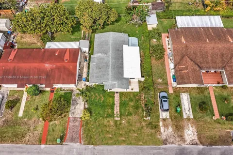 2631 NE 214th St, Miami FL 33180