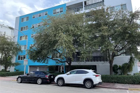 1400 Lincoln Rd # 201, Miami Beach FL 33139