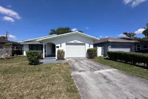 2807 NW 9th St, Fort Lauderdale FL 33311