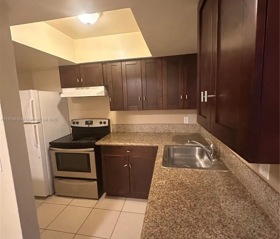 2293 NW 59th Way # 2293, Lauderhill FL 33313