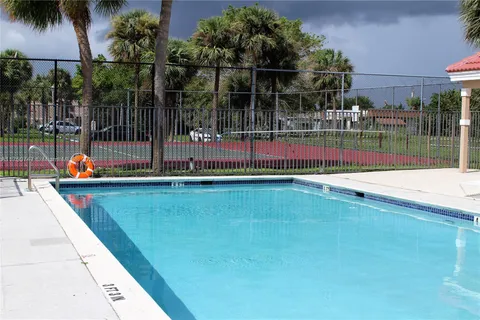 3690 Village Dr # B, Delray Beach FL 33445
