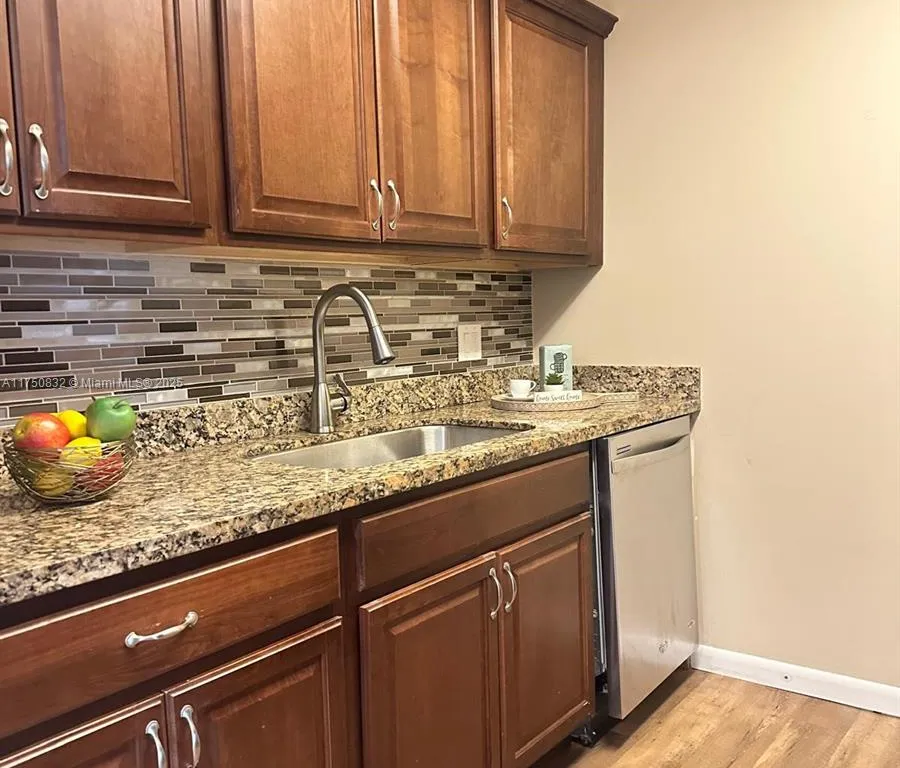 13300 SW 1st St # 212O, Pembroke Pines FL 33027
