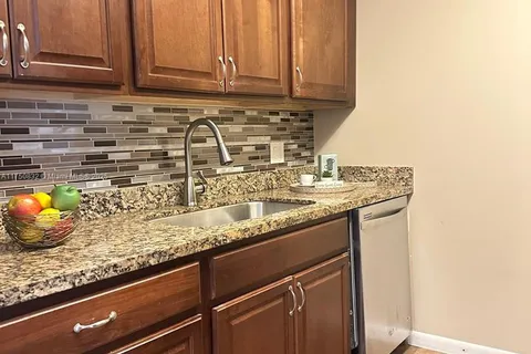 13300 SW 1st St # 212O, Pembroke Pines FL 33027