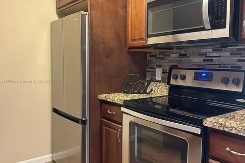13300 SW 1st St # 212O, Pembroke Pines FL 33027