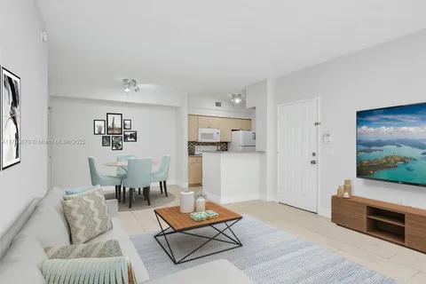 1235 Reserve Way # 107, Naples FL 34105