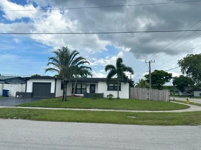 4630 NW 25th St, Lauderhill FL 33313