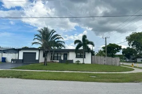 4630 NW 25th St, Lauderhill FL 33313