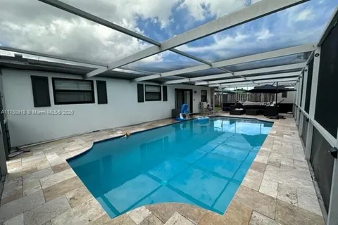 4630 NW 25th St, Lauderhill FL 33313