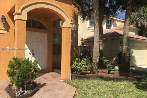 15877 NW 4th Ct, Pembroke Pines FL 33028