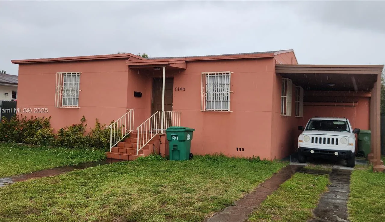 5140 NW 4th St, Miami FL 33126