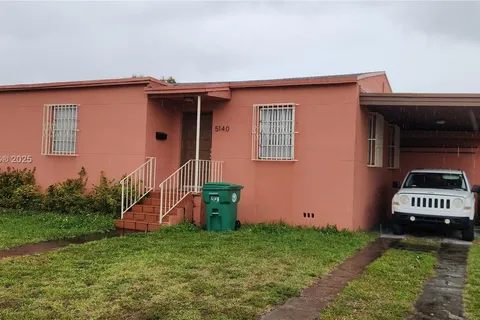 5140 NW 4th St, Miami FL 33126