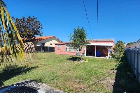 5140 NW 4th St, Miami FL 33126