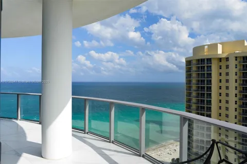 17475 Collins Ave # 1703, Sunny Isles Beach FL 33160