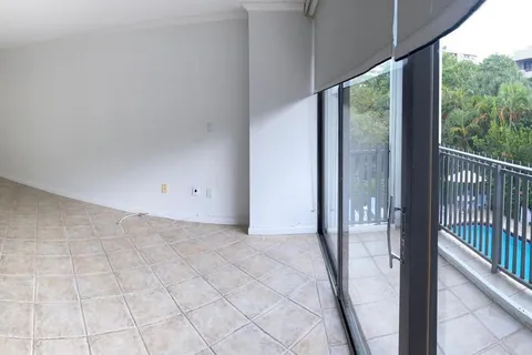 100 Ocean Lane Dr # 307, Key Biscayne FL 33149
