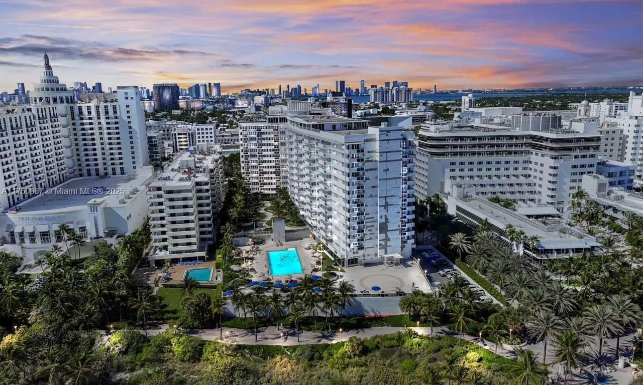 100 Lincoln Rd # 301, Miami Beach FL 33139