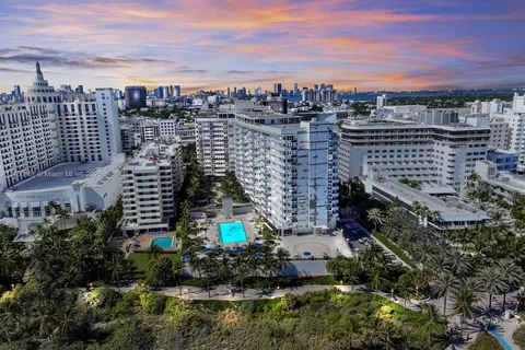 100 Lincoln Rd # 301, Miami Beach FL 33139