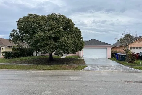 2417 Lancashire Lane, Kissimmee FL 34743