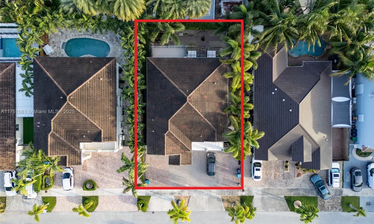 16481 SW 58th Ter, Miami FL 33193