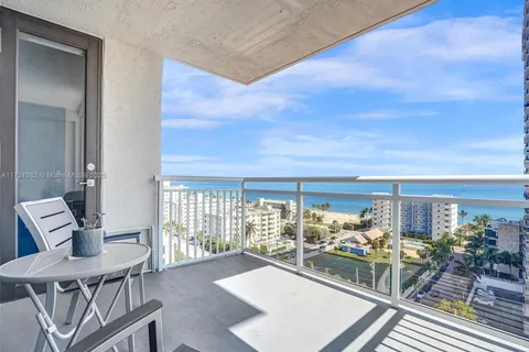 1600 S Ocean Dr # 14K, Hollywood FL 33019