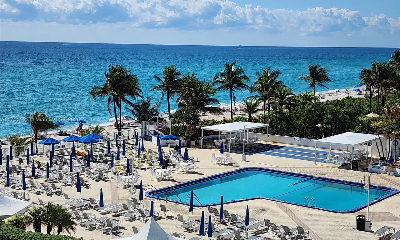 2030 S Ocean Dr # 1718, Hallandale Beach FL 33009