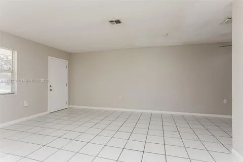 6025 SW SW 37th St East, Miramar FL 33023
