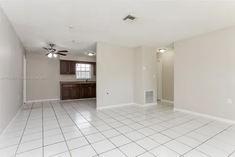 6025 SW SW 37th St East, Miramar FL 33023