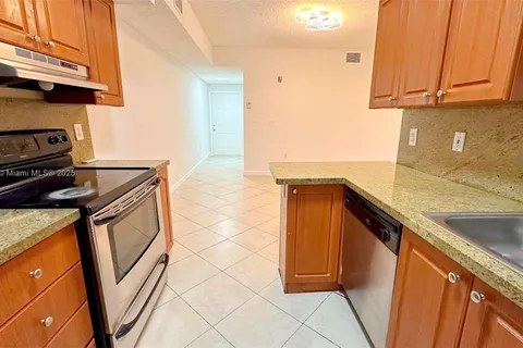 3261 Sabal Palm Mnr # 104, Davie FL 33024