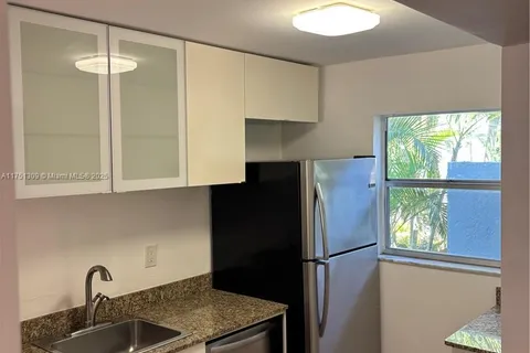 4600 SW 67th Ave # 212, Miami FL 33155