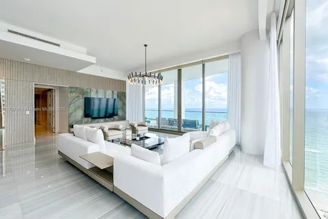 17901 Collins Ave # 1607, Sunny Isles Beach FL 33160