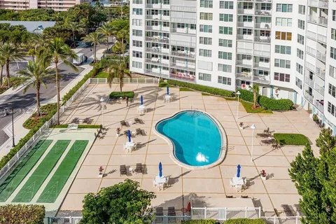 201 N Ocean Blvd # 303, Pompano Beach FL 33062