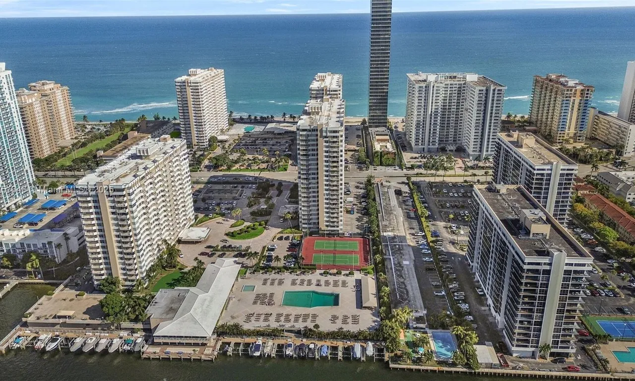 1985 S Ocean Dr # 8G, Hallandale Beach FL 33009