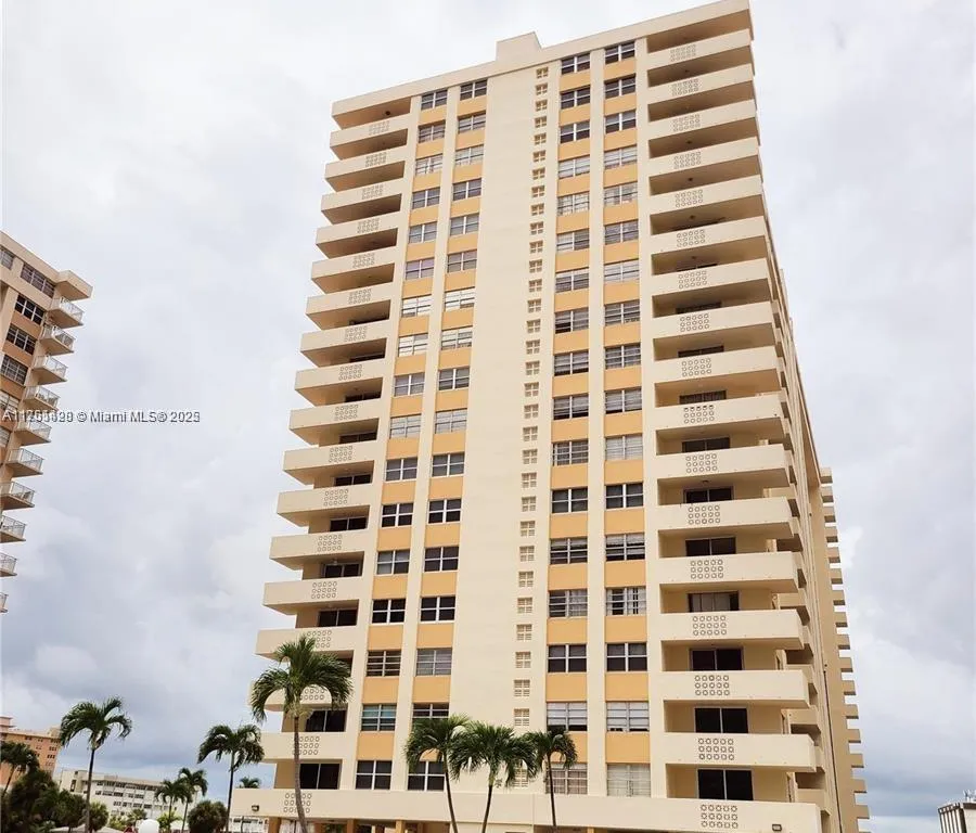 1833 S Ocean Dr # 1111, Hallandale Beach FL 33009