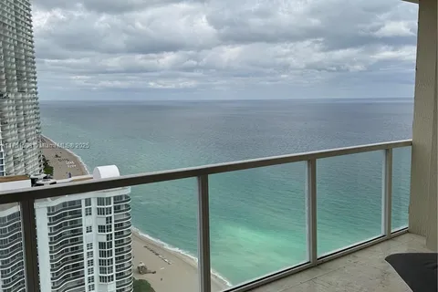 16699 Collins Ave # 3905, Sunny Isles Beach FL 33160