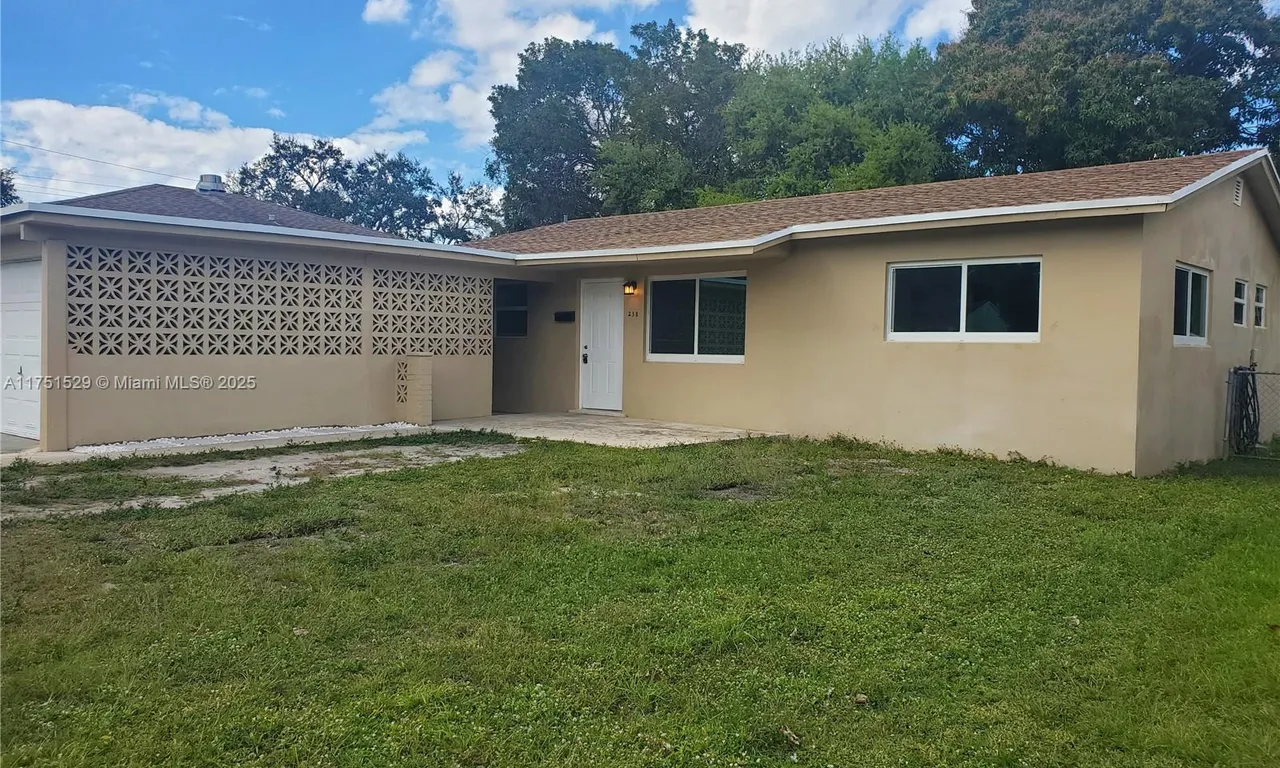 238 SW 6th ST, Dania Beach FL 33004