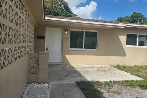 238 SW 6th ST, Dania Beach FL 33004