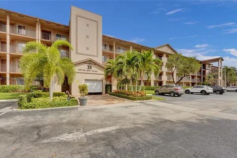 13705 SW 12th St # 109B, Pembroke Pines FL 33027