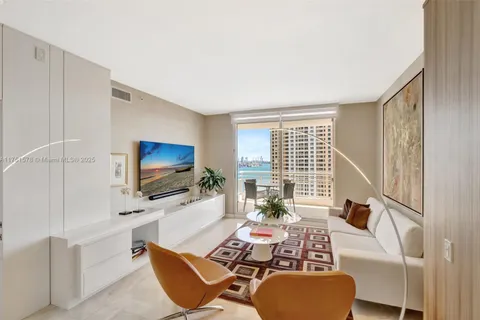 888 Brickell Key Dr # 2307, Miami FL 33131