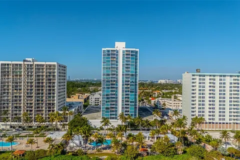 2655 Collins # 2405, Miami Beach FL 33140