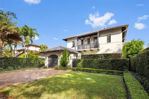 705 Madeira Ave, Coral Gables FL 33134