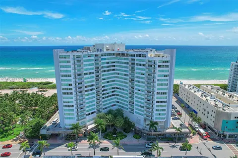 7135 Collins Ave # 1225, Miami Beach FL 33141