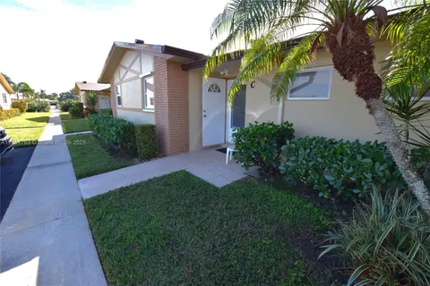 2862 W Crosley Dr # C, West Palm Beach FL 33415